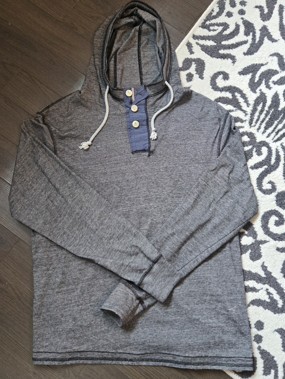 Urban Heritage - Men's Gray Lightweight Hooded Henley Sweatshirt